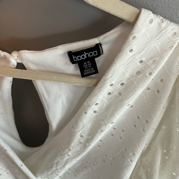 Boohoo Romper White Eyelet Ruffles Bridal Wedding Size 14 summer spring - Picture 6 of 7